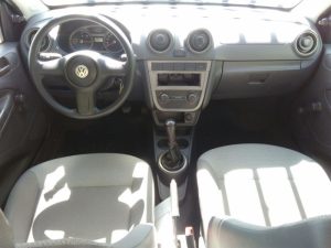 Voyage 1.0 com interior bastante simples