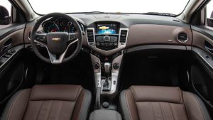 Cruze 2016: Interior quase inalterado.